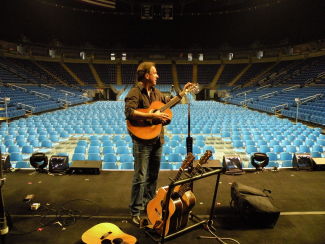 Ellis tuning up for an arena tour run with Sugarland