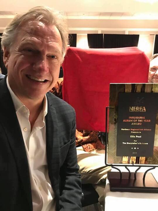 Ellis Paul accepts NERFA Award